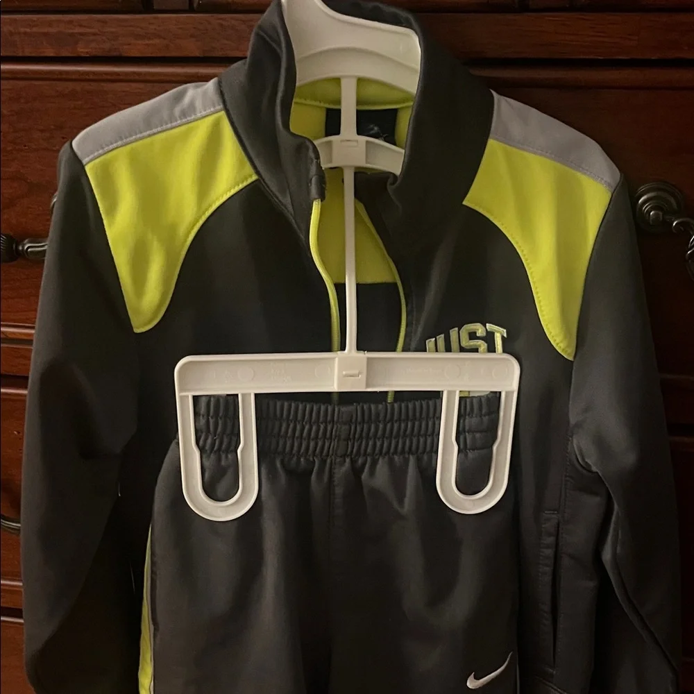 EUC Nike Youth Track Set - Charcoal & Neon Yellow - Picture 3 of 3